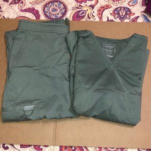 Cherokee Workwear Collection Scrub Set